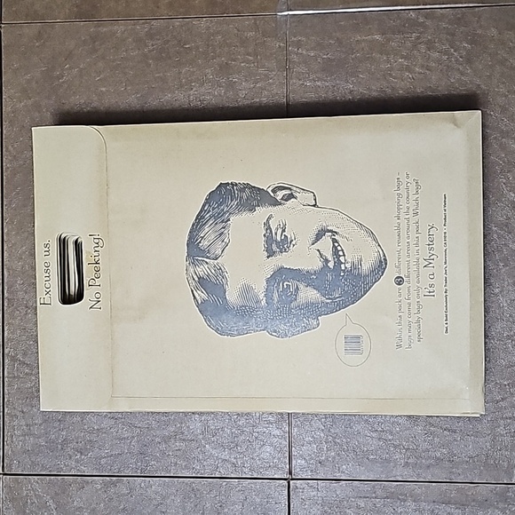 NEW Trader Joe’s SET OF 3 - 2024 Mystery Bag Reusable Totes HOLIDAY GIFT - Picture 2 of 2